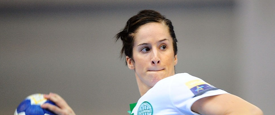 Испанская разыгрывающая "Ференцвароша" Нереа Пена стала лучшей гандболисткой прошедшего месяца по версии экспертов ЕГФ
