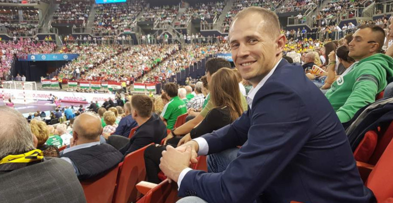 Игрок, судья, агент... Он узнал гандбол с разных сторон и интересно об этом рассказывает