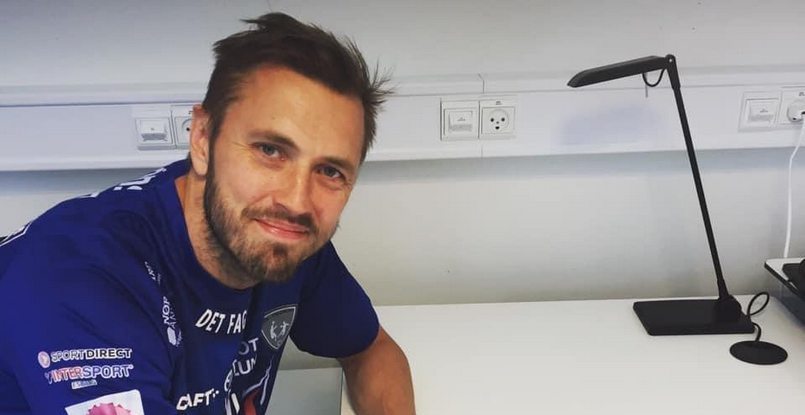 Вице-чемпион лондонской Олимпиады швед Юнас Лархольм будет играющим тренером датского "Рибе-Эсбьерга"