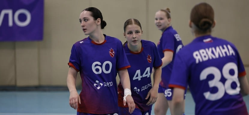 В молодёжном первенстве России среди девушек ЦСКА-2 справился с ростовчанками и ещё три результата понедельника