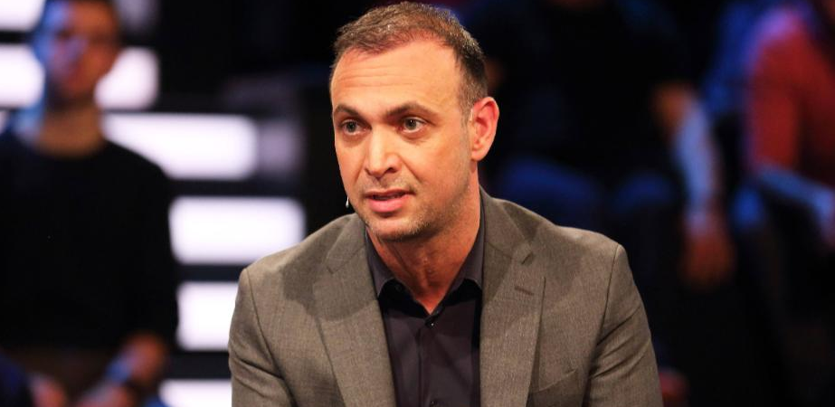 ЧЕ-2020. Боб Ханнинг о судьбе Кристиана Прокопа: "Вечером понедельника станет ясно, что сборная Германии сделает со своим тренером"