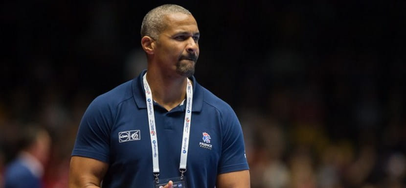 Франция. Бывший наставник мужской сборной страны Дидье Динар займет должность генерального менеджера "Ниццы" (Д2)