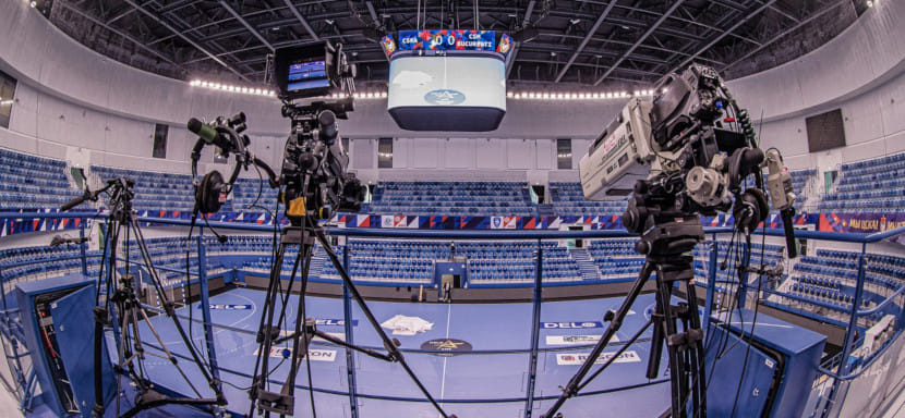 Рустам Махмутов: "У канала есть понимание, что фильм с ван Даммом принесет больше гандбольной трансляции. Вопрос: канал должен популяризировать спорт?"