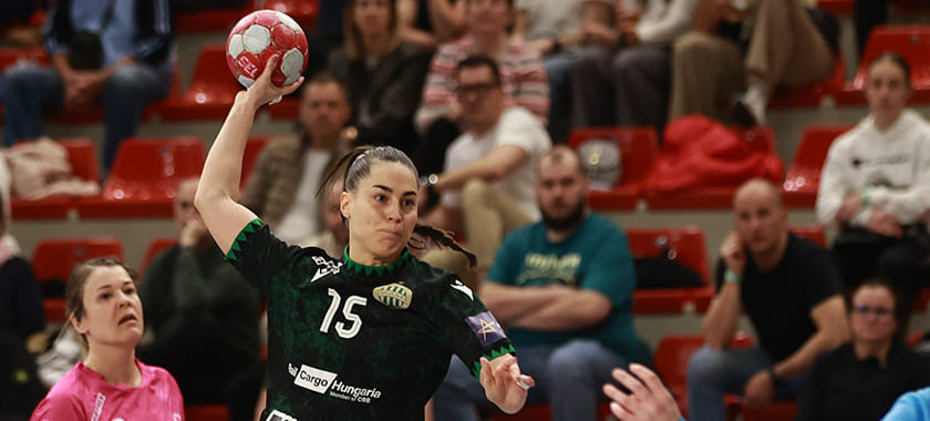 "Ференцварош" Дмитриевой обыграл "Будаёрш" в чемпионате Венгрии, "Вашаш" Кекезович справился с "Сомбатхеем", "Дьёр" тоже выиграл