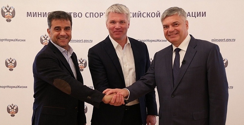 Павел Колобков: "Надеемся, женская сборная будет претендовать на медали Игр. С мужской ситуация чуть сложнее, но команда опытная"