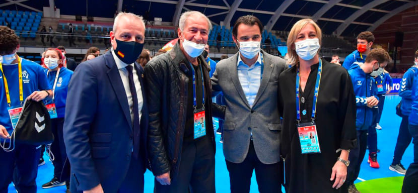 ЧМ-2021. Битва за расписание: Франсиско Бласкесу пришлось звонить Хассану Мустафе по поводу времени проведения матча