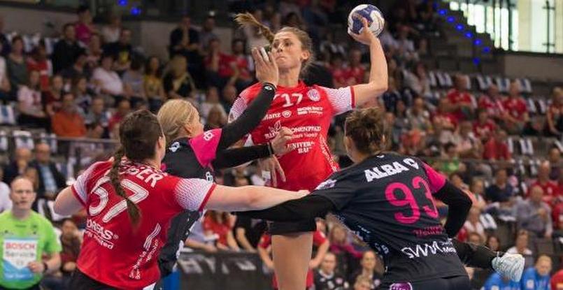 Кубок Германии. "Тюрингер" и "Битигхайм" вышли в финал и завтра поспорят за трофей