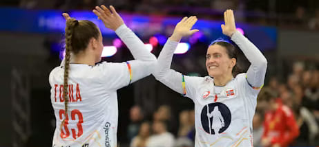 Сборная Норвегии одержала победу над командой Черногории и вышла в полуфинал женского чемпионата мира