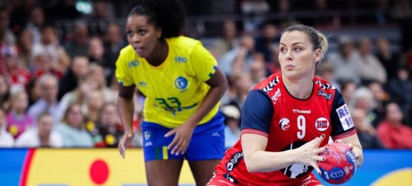 Сборная Дании сыграет с командой Франции в 1/4 финала чемпионата мира, Германия — с Бразилией и ещё две пары раунда плей-офф