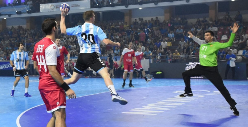 Россияне в Аргентине. Виктор Киреев: "Житников от приза отказался. Сказал, лучше чаю попьем"