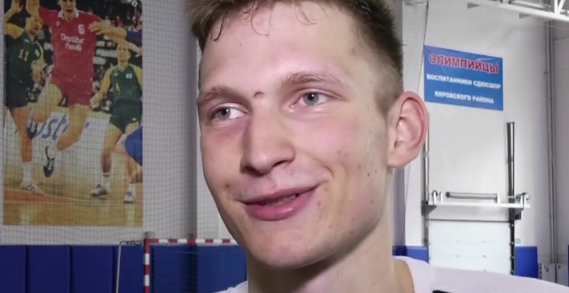 Суперлига Париматч. Белорусский линейный Павел Дорофеев покинул "Неву". Он продолжит карьеру в Польше