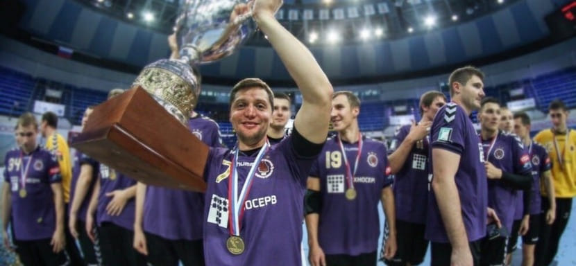 Лучшим правым крайним в истории "Чеховских Медведей" признан Дмитрий Ковалев