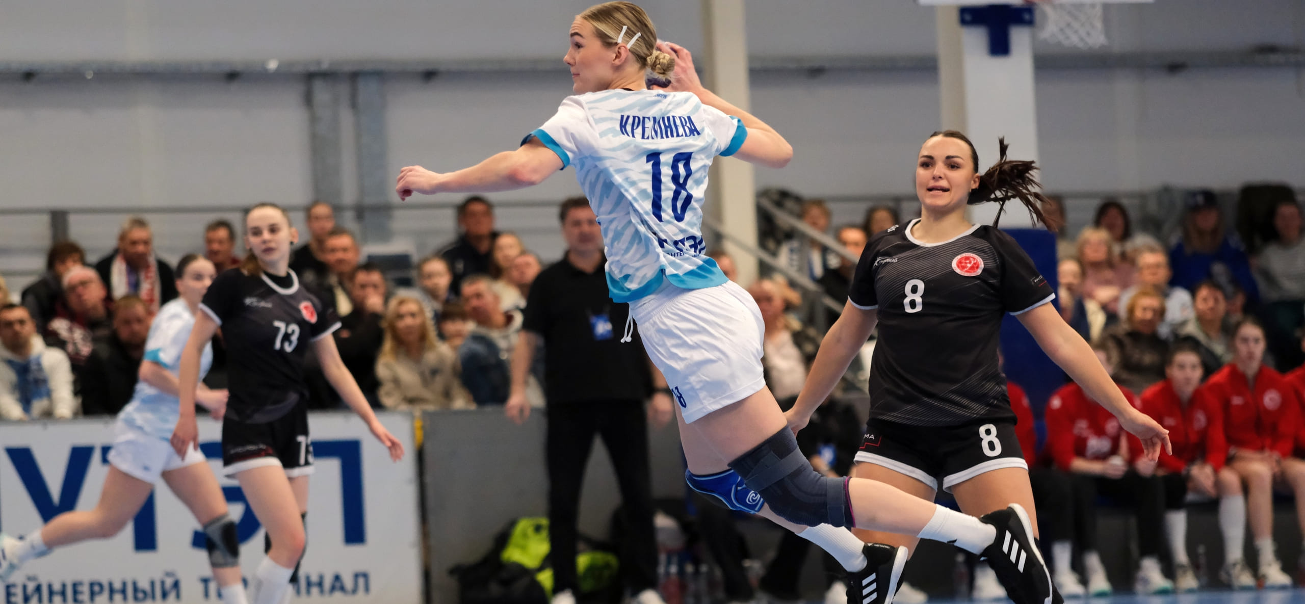 В сегодняшнем расписании женской Суперлиги — матч команд, идущих вслед за лидерами, дерби московского региона и битва аутсайдеров