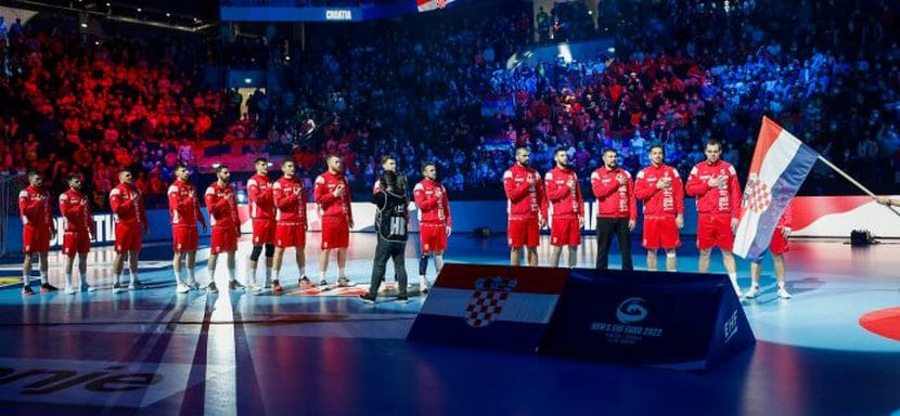 ЧЕ-2022. В сборную Хорватии вызваны два новых вратаря, включая будущего одноклубника Косоротова и Житникова, а также три полевых игрока