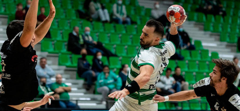 Испания. Рулевой "Адемара" Маноло Каденас заинтересован в услугах разыгрывающего "Спортинга" Карлоса Руэсги