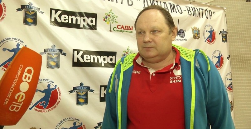 Суперлига. Тренер "Акбузата" Олег Сапунков: "Традиционно сильный для нас соперник сегодня был. Победа очень хорошая, дотерпели"