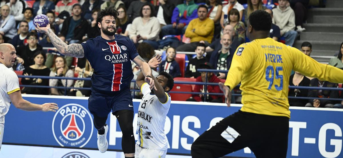 В дерби столичного региона Франции "ПСЖ" уверенно справился с "Трамбле"