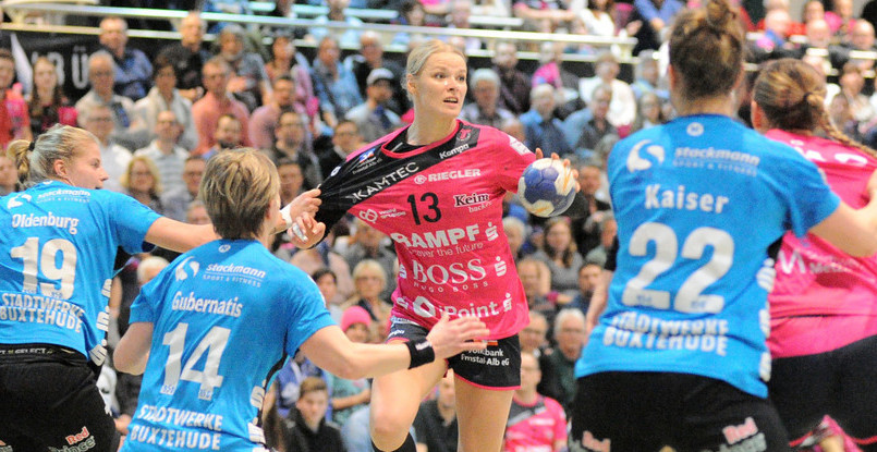 Женская бундеслига. "Метцинген" разгромил "Ольденбург" и еще два результата