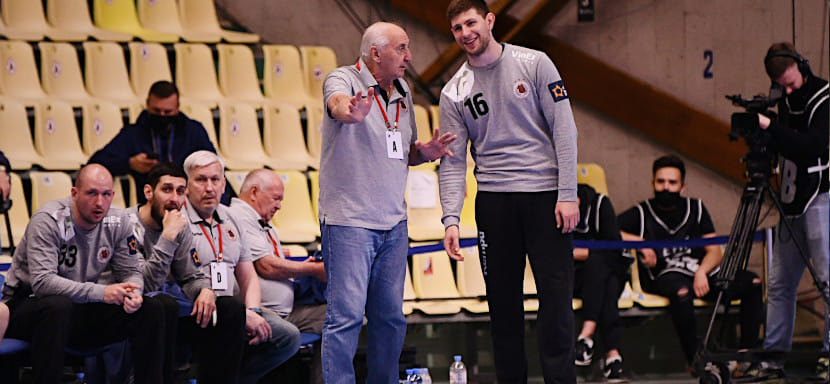 Суперлига. Владимир Максимов: "В сезоне было много травм, многие играли на уколах. Через боль и страдание — к славе “Чеховских Медведей"