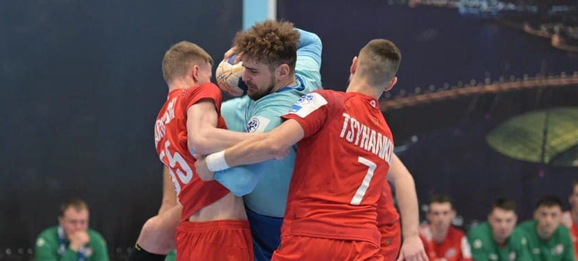 HC Zenit finished the calendar year with a home defeat over HC Masheka in SEHA-League. The goalkeeper of HC Zenit Ivan Sharov reflected 20 throws