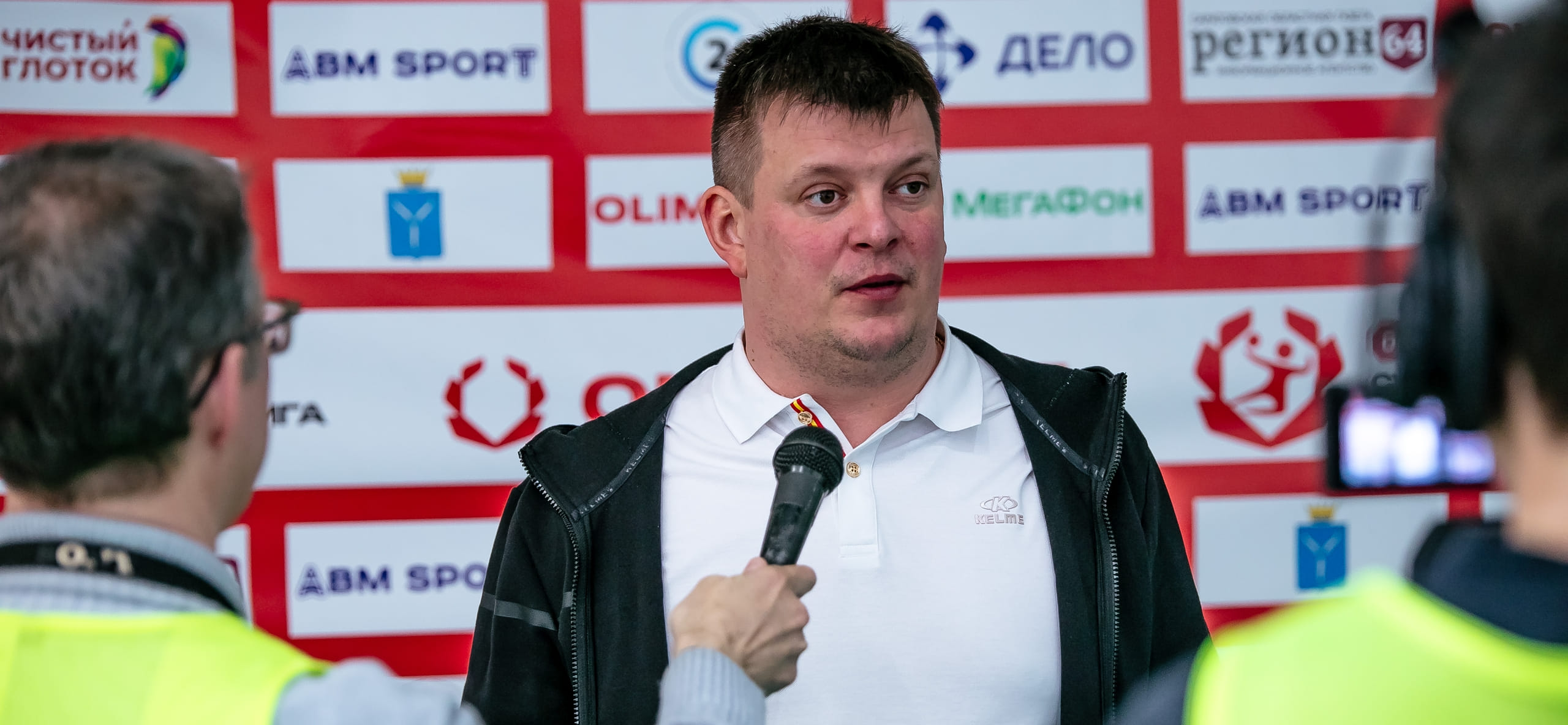 Юрий Орлов: "Наша единственная сложность — финансы. Игроки отклоняют предложения из Суперлиги и едут в высшую лигу, если там несколько лучшие условия"