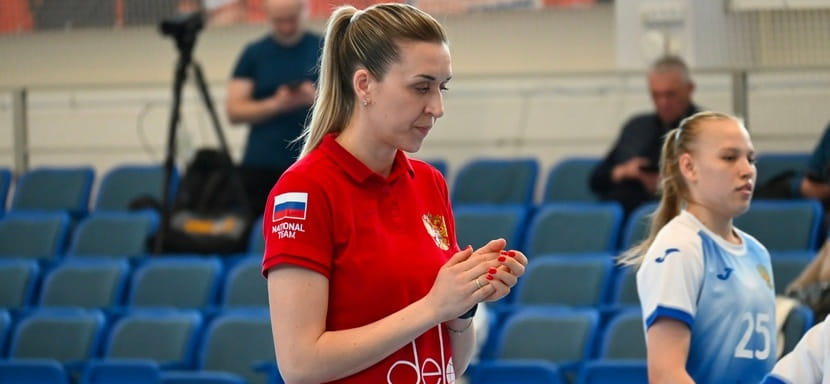 Ольга Акопян: "В этом году, к сожалению, организовать игры для сборной U-17 не получается. Возможно, попросим мальчиков сыграть с нами"