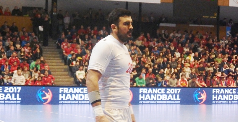 Линейный "Бешикташа" Толга Озбахар спустя десять лет вернулся в "Измир"