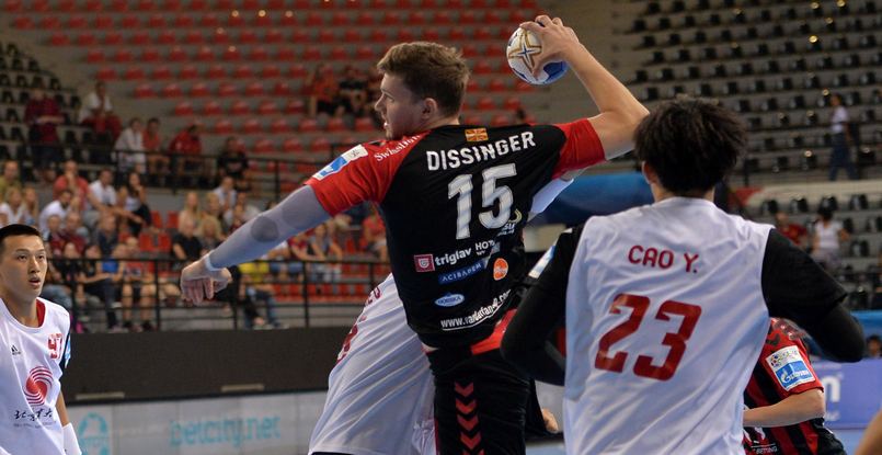 СЕХА-лига. Северомакедонский "Вардар" нанес поражение команде Пекинского спортивного университета