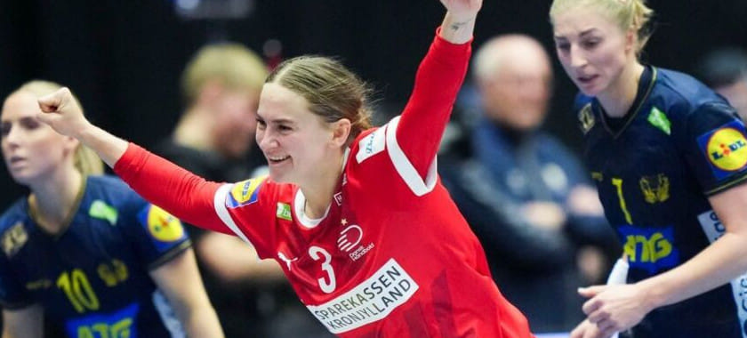 ЧЕ-2024. Для линейной Кайи Камп Нильсен встреча отбора с Польшей стала второй за сборную Дании. До этого у неё игр было меньше, чем медалей турниров