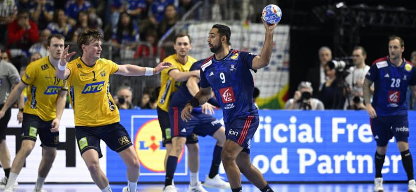 ЧЕ-2024. Мелвин Ричардсон может пропустить финал. Он вылетел в Барселону, где его супруга вскоре должна родить ребёнка