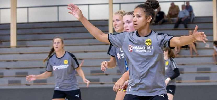 Женская бундеслига. У разыгрывающей "Боруссии" Делайлы Амеги подозрение на разрыв крестообразной связки колена