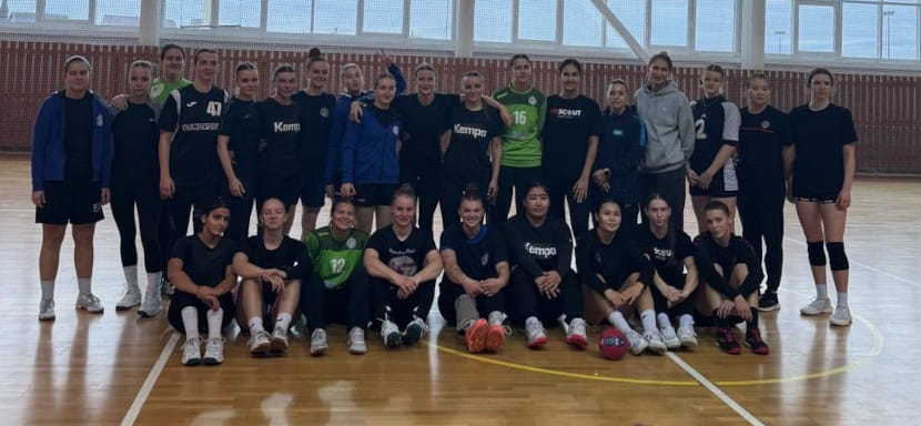 "Витебчанка" и женская сборная Казахстана обменялись победами в двух товарищеских встречах в Ушачах