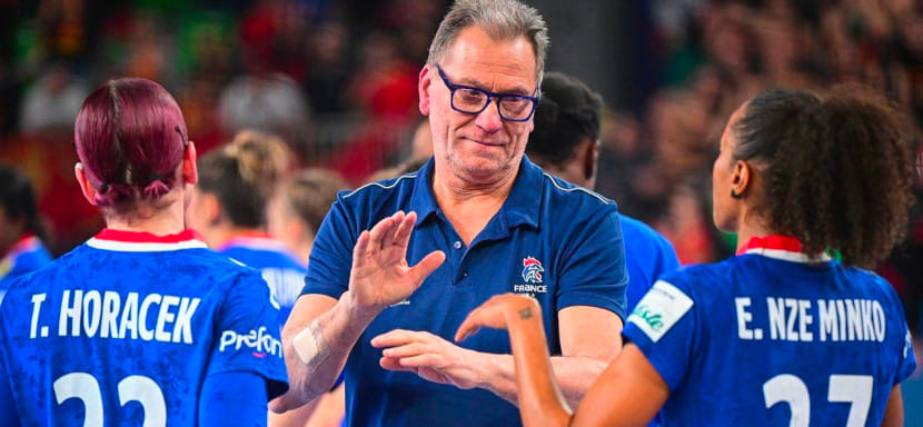 ЧЕ-2022. Оливье Крюмбольц после поражения в матче за 3-е место: "Мы плохо играли. Нам не удалось войти в матч. Мы словно застряли в бетоне"