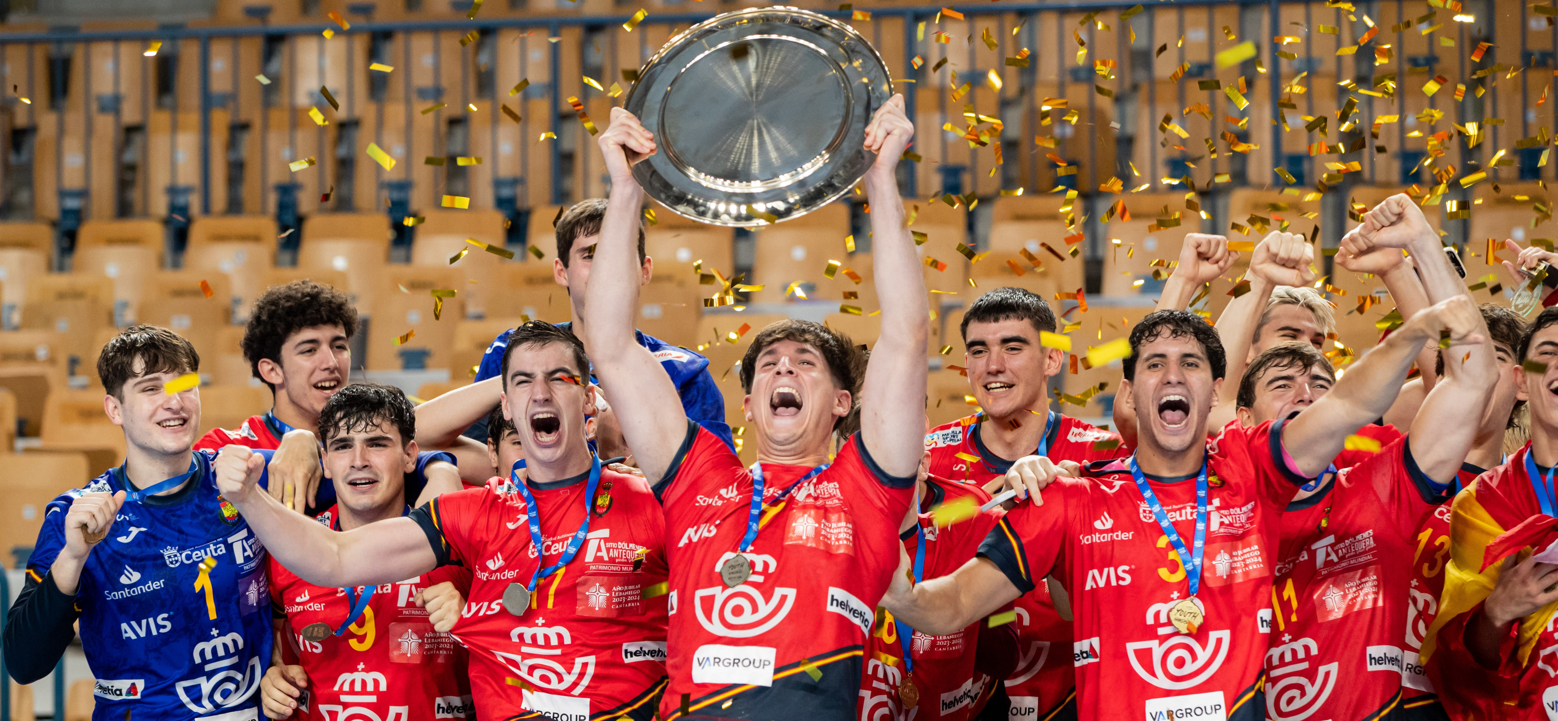 Этих испанцев не остановила ни Португалия, ни Дания, ни человек по фамилии Мёстль