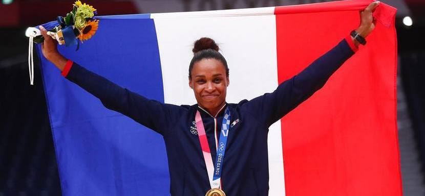 Разыгрывающая "Крима" Аллисон Пино: "Надеюсь, что смогу выиграть Лигу чемпионов к концу своей карьеры, которую планирую завершить в 2024 году"