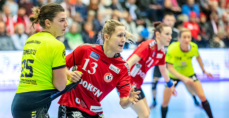 Дания. Двукратная олимпийская чемпионка норвежка Марит Фрафьорд продлила контракт с "Эсбьергом"