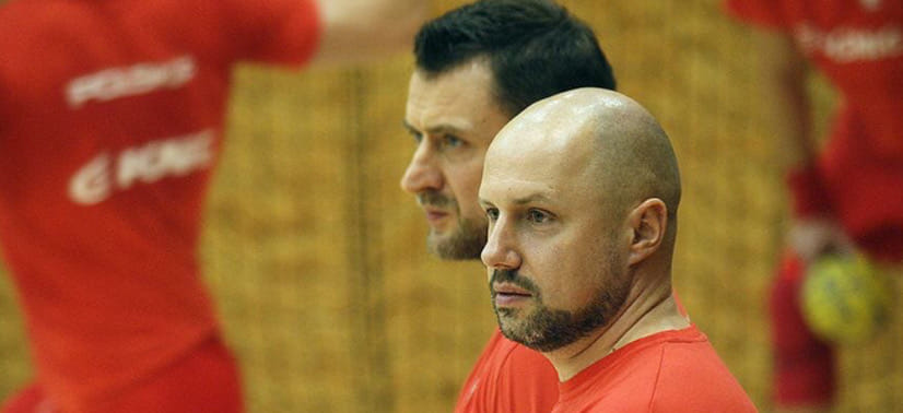 Польша. Томаш Стшомбала покинул пост тренера "Калиша" по состоянию здоровья. Ранее он боролся со множественной миеломой