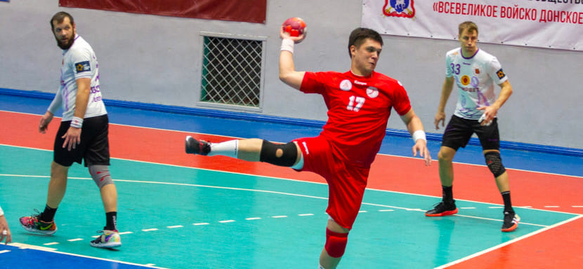 Olimpbet Суперлига. Глеб Чернов: "За несколько часов до вылета в Белград позвонил Филиппов: "Зачем тебе Босния? Приезжай домой!"