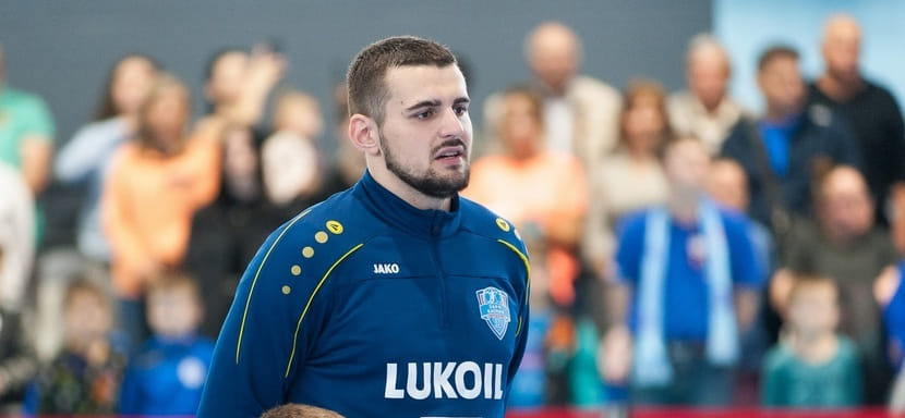 Olimpbet Суперлига. 22-летний линейный Алексей Чирков, покинувший астраханское "Динамо", стал игроком петербургского "Зенита"