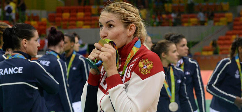 Владлена Бобровникова: "Успех в Рио отмечали мы громко и ярко, у бассейна пели песни всю ночь. Чувствовали себя королевами мира"