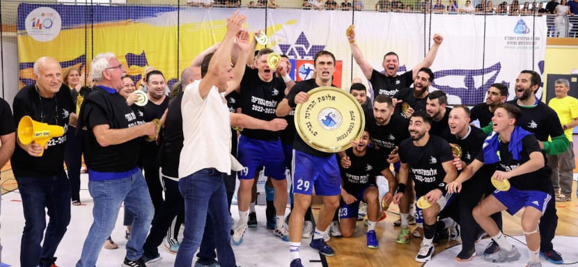 Израиль. "Маккаби" из Ришон-ле-Циона с Павлом Атьманом в составе обыграл в финальной серии "Хапоэль" и завоевал трофей