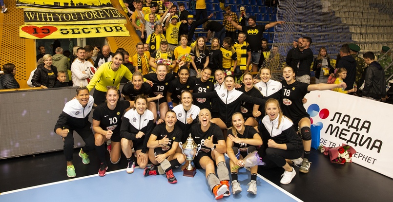 Суперкубок. Анна Сень: "Когда сезон стартовал — становится легче, особенно если выигрываешь трофей". Сюжет о победе "Ростов-Дона" (ВИДЕО)