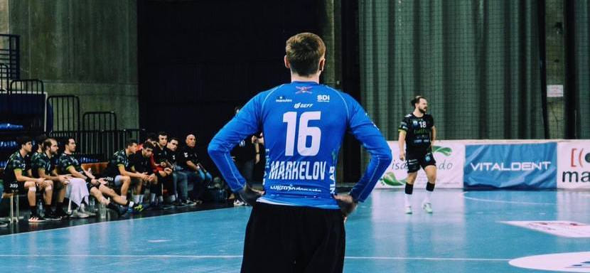 Испания. 29-летний белорусский голкипер Александр Маркелов расстался с "Логроньо", отыграв за команду два сезона