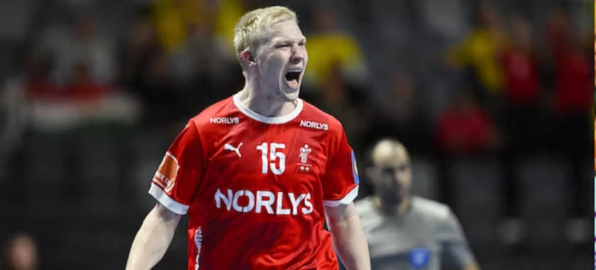 Бундеслига. Датский линейный "Магдебурга" Магнус Саугструп перенёс операцию на колене и пропустит 3-4 месяца