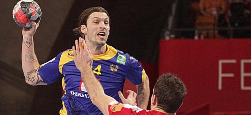 Швеция. Бывший игрок сборной Швеции Фредрик Петерсен принял решение завершить карьеру, несмотря на действующий контракт с "Кристианстадом"