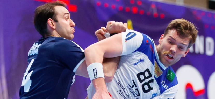 Норвегия. "Эльверум" подписал контракт с исландским левым полусредним Ароном Палссоном, выступающим за шведскую "Эскильстуну"