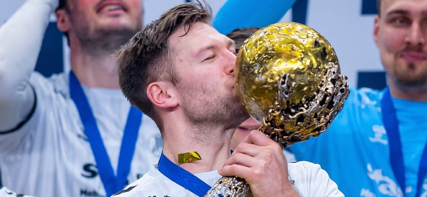 Бундеслига. Правый полусредний сборной Норвегии Харальд Рейнкинд продлил контракт с "Килем"