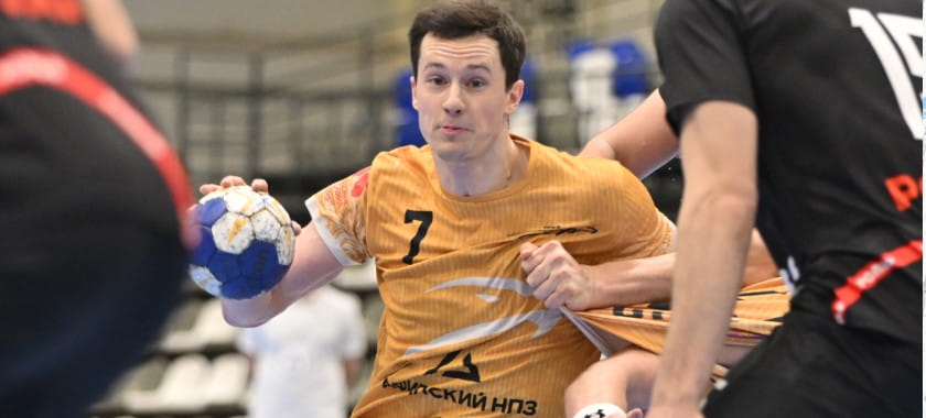 "Ростов-Дон" сделал шаг к сенсации. Ледяев помог победить СКИФ, Крикунов не допустил большого разрыва в счёте