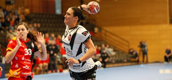 Европейская лига. "Дунэря" Киры Трусовой и Марии Коновал не устояла на выезде против "Тюрингера" с Йоханой Райхерт, автором 13 голов