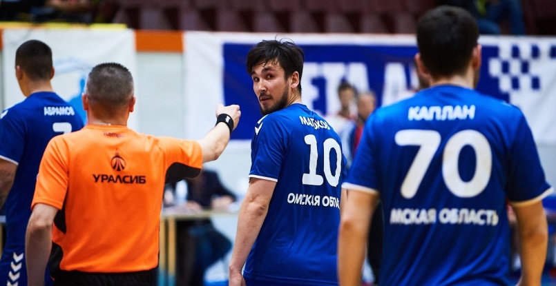Высшая лига. Из Омска — с любовью. К гандболу 